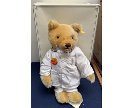 A Steiff bear The Good Doctor, 028564, with box