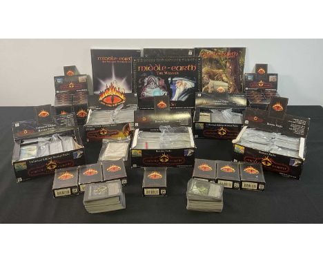 THE LORD OF THE RINGS - A collection of thousands of Middle-Earth: The Wizards collectable cards (1995-1997) including loose 