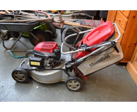 Mountfield Self Propelled Petrol Lawnmower, Honda GCV135 Engine
