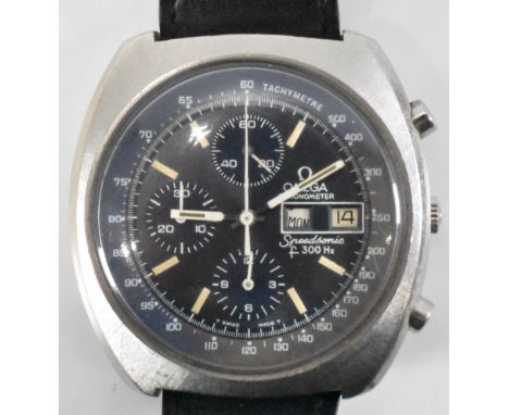 A vintage Omega Speedsonic f300Hz stainless steel quartz calendar chronograph wrist watch. The watch having a&nbsp;blue dial 