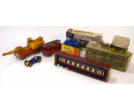 Mixed Lot: various vintage toys to include boxed covered wagon, Dinky Toys, Tri-ang Minic push and go vehicle and others etc