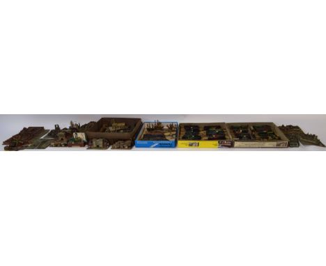 Large quantity of vintage micro-model built kits to include Famous Landmark buildings, locomotive trains, aircraft etc, build