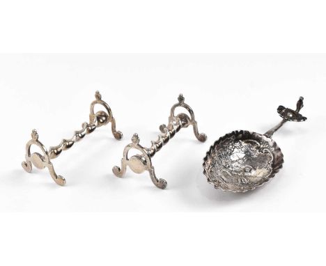 Two Victorian hallmarked silver knife rests. Hallmarked year 1899 Sheffield. Sponsors mark for James Deakin &amp; Sons (John 