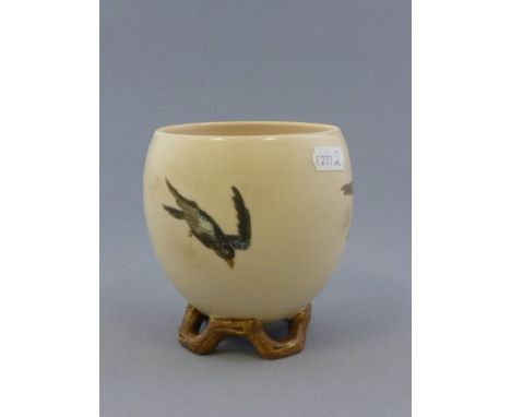 Wein Ceramic Bowl with Bird decoration