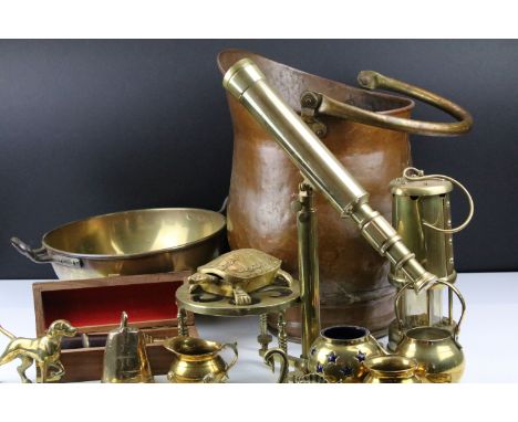 Collection of assorted brass and metal wares to include brass telescope, a copper helmet form coal scuttle, brass ornaments, 