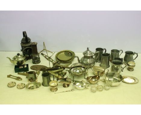 Mixed silver plate, metalware &amp; collectables to include a railway lamp, tankards, brass taps, silver plated tea ware, etc