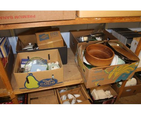 A shelf of miscellaneous, including Hornsea and Wedgwood