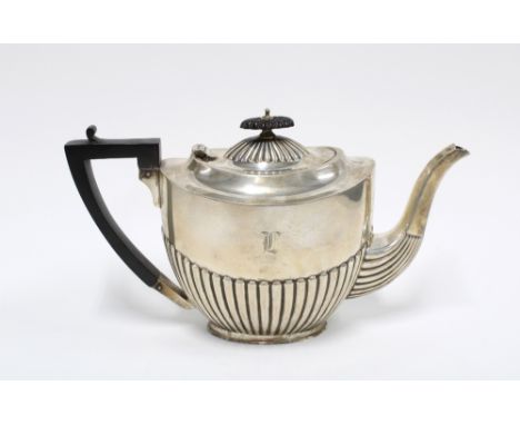 George V silver teapot, Cooper Brothers &amp; Sons Ltd, Sheffield 1926