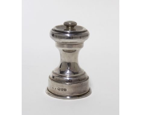 George VI silver pepper grinder, Chester 1939, 8cm