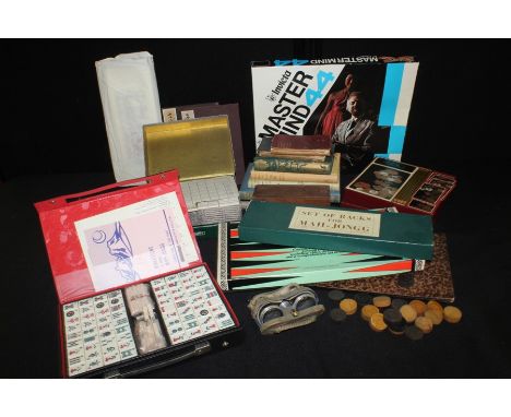 Collection of board games, cribbage boards, dominoes, books etc. (qty)