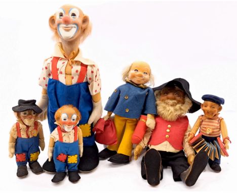 Steiff figure group including, Vincenz Shepherd, Mat, Clown, plus others, all would benefit from cleaning due to storage/damp
