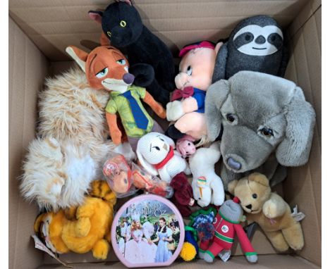 Plush toy mixed group including: Steiff polar bear cub, PG Tips monkey, dog hand puppet, plus others, would benefit from clea