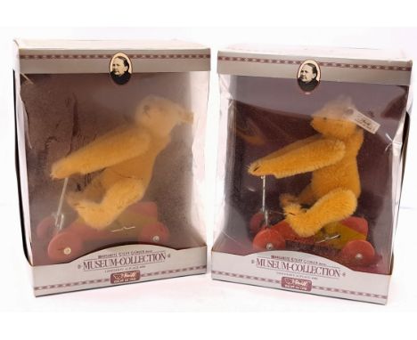 Steiff Museum Collection 1926 "UR" Grand Teddy Replica x two, &nbsp;white tag 400919, 1993, LE 4000, mohair, within Fair Plus