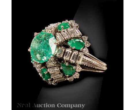 14 kt. White Gold, Emerald and Diamond Dome Ring, central brilliant cut emerald, 1.58 cts., flanked by 6 prong-set pear stand