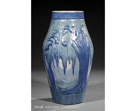 Newcomb College Art Pottery Vase, 1929, decorated by Anna Frances Simpson in the Moon and Moss pattern, semi-matte glaze with