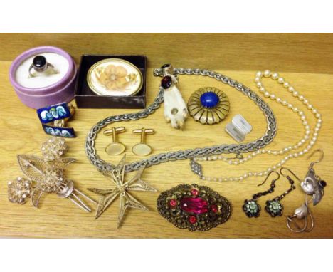 A quantity of costume jewellery to include enamelled cufflinks, brooches, earrings and necklace.  