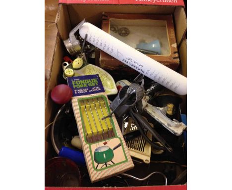 Large box of vintage kitchenalia to include Spong coffee mill and Kwikpeel vegetable pealer.  
