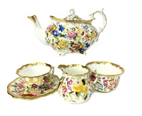 HAMMERSLEY QUEEN ANNE PATTERN TEA SERVICE, comprising eight trios, along with a teapot, sugar bowl and creamer, and two sandw