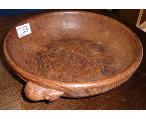 Carved oak Robert Thompson 'Mouseman' fruit bowl