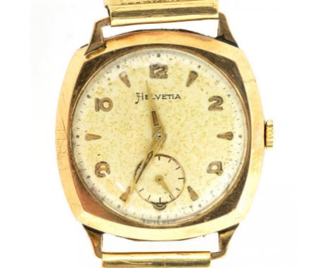 A HELVETIA 9CT GOLD CUSHION SHAPED GENTLEMAN'S WRISTWATCH ON 9CT GOLD BRACELET, 50G GROSS