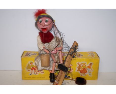 Boxed vintage Pellham puppet 