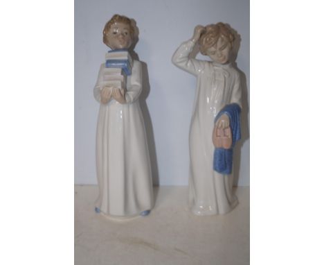 2 Nao figures modelled as a boy with books &amp; a boy with pyjamas &amp; slippers Height 29 cm 