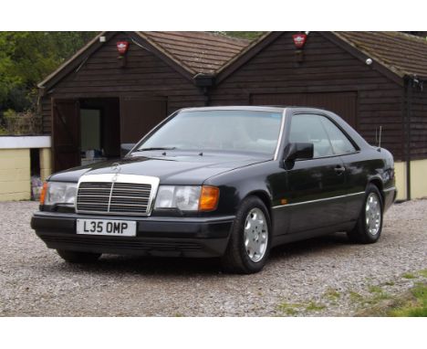 Smart 3.2-litre, 24-valve, pillarless Mercedes-Benz Coupé on offer at No Reserve. Manufactured between 1992 and 1994, the 320