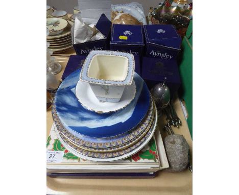 A tray of assorted collector's plates, three boxed Royal Worcester cups, boxed Aynsley china, knife rests etc 