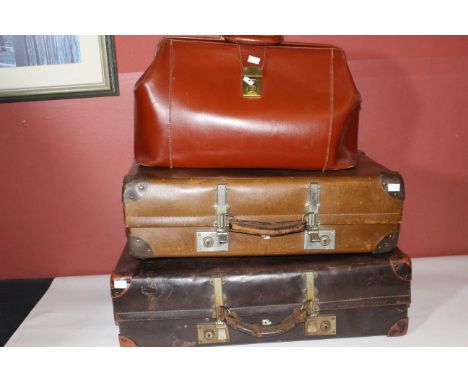 2 x Vintage suitcases &amp; 1 x Leather Briefcase/Doctors bag