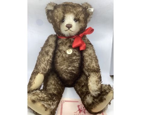    Steiff Large 1926 Replica tipped teddy bear toy in Original grey 1990 issue boxed as an early large oversized replica 65cm