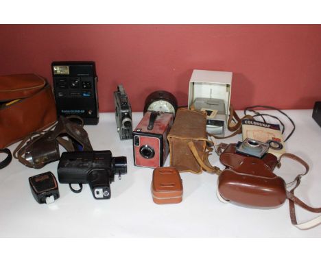 Collection of vintage cameras and equipment (all untested)