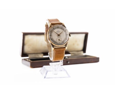 GENTLEMAN'S SMITHS NINE CARAT GOLD MANUAL WIND WRIST WATCH, the round white dial with applied wedge and Arabic hour markers, 