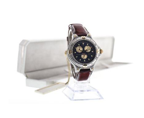A GENTLEMAN'S ZENITH CHRONOGRAPH STAINLESS STEEL BI COLOUR QUARTZ WRIST WATCH, the round blue dial with ovoid hour markers, s