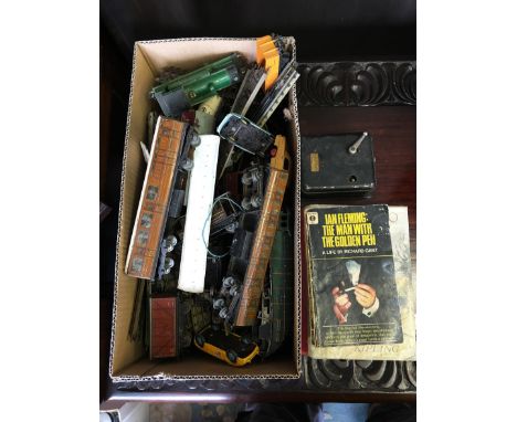 A selection of model railways including Triang and Hornby Dublo, books etc.