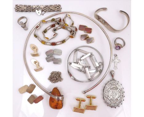 A small group of silver jewellery, comprising a Victorian locket pendant, 5cm, a gate link bracelet with heart padlock clasp,