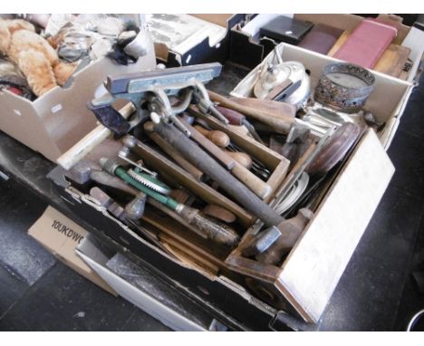 A quantity of assorted old tools