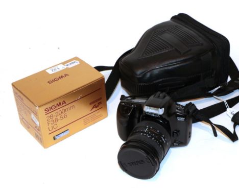 Minolta 35mm Dynax 300si camera including two sigma lenses