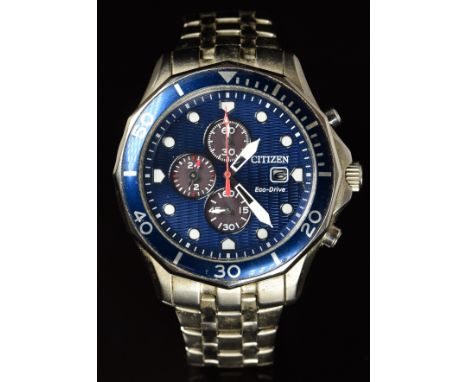 Citizen Eco-Drive gentleman's chronograph wristwatch ref. GN-4W-S with date aperture, luminous hands and hour markers, red ce