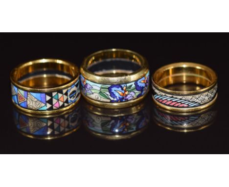 An 18ct gold Michaela Frey ring set with enamel (5.6g, size L) and two other Michaela Frey enamel rings