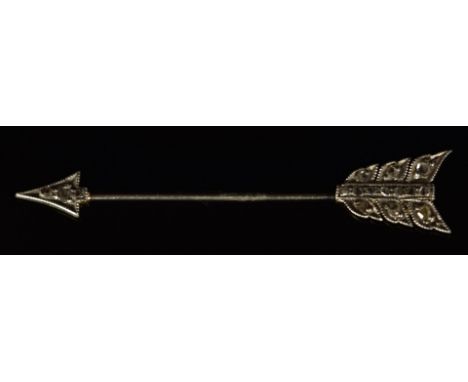 Art Deco jabot pin in the form of an arrow set with rose cut diamonds, 1.5g