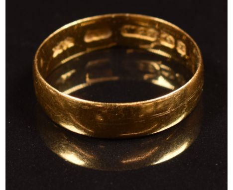 A 22ct gold wedding band / ring,&nbsp;Birmingham 1897, 3.3g, size R