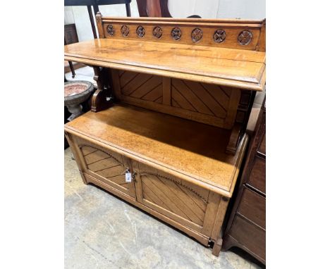 A late Victorian light oak buffet, length 119cm, depth 52cm, height 129cm