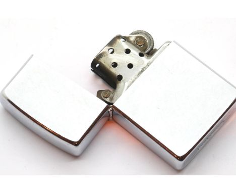 Vintage chrome flat top Zippo lighter. P&amp;P Group 1 (£14+VAT for the first lot and £1+VAT for subsequent lots) 