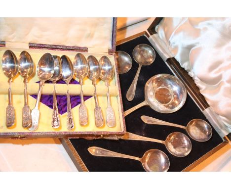 Cased set of eight plated Coronation spoons, a cased set of plated soup spoons and a ladle. P&amp;P Group 2 (£18+VAT for the 
