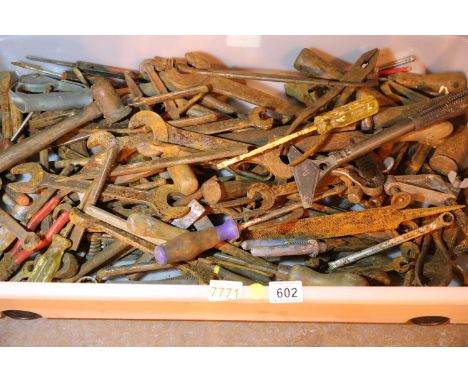 Box of mixed tools. Not available for in-house P&amp;P, contact Paul O'Hea at Mailboxes on 01925 6591333 