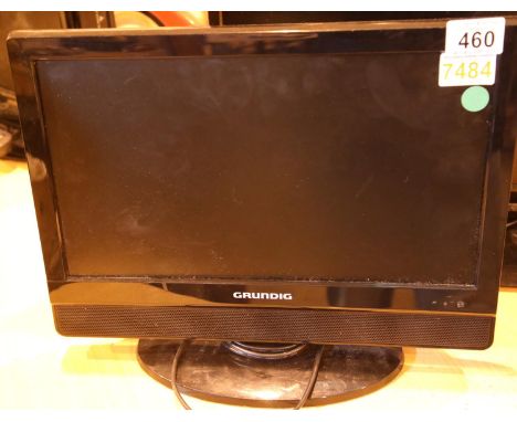 Grundig 19" flat screen TV with no remote. Not available for in-house P&P, contact Paul O'Hea at Mailboxes on 01925 659133Con