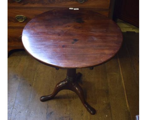 A George III mahogany tripod table, on a birdcage support, 67 cm diameter