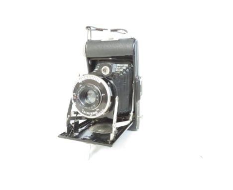 Lumiere vintage french camera