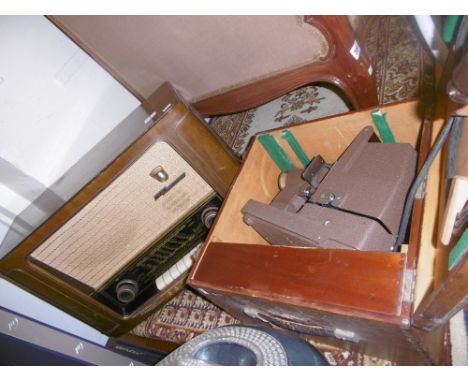 A VINTAGE GRUNDIG RADIO AND CASED PROJECTOR