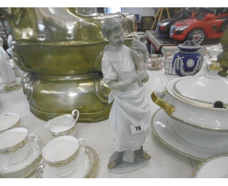 LLADRO FIGURE OF A DOCTOR AND BABY